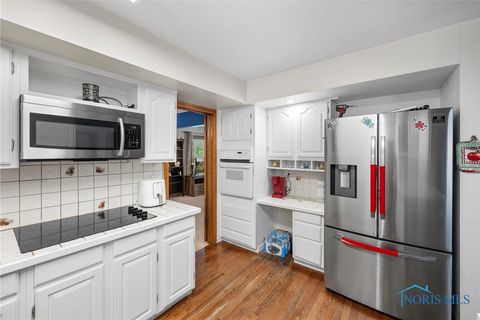 Tiny photo for 3757 N Mccord Road, Toledo, OH 43617 (MLS # 6136074)