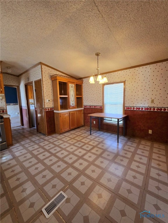 10222 Edgewood Drive, Findlay, Ohio image 3