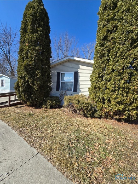10222 Edgewood Drive, Findlay, Ohio image 1