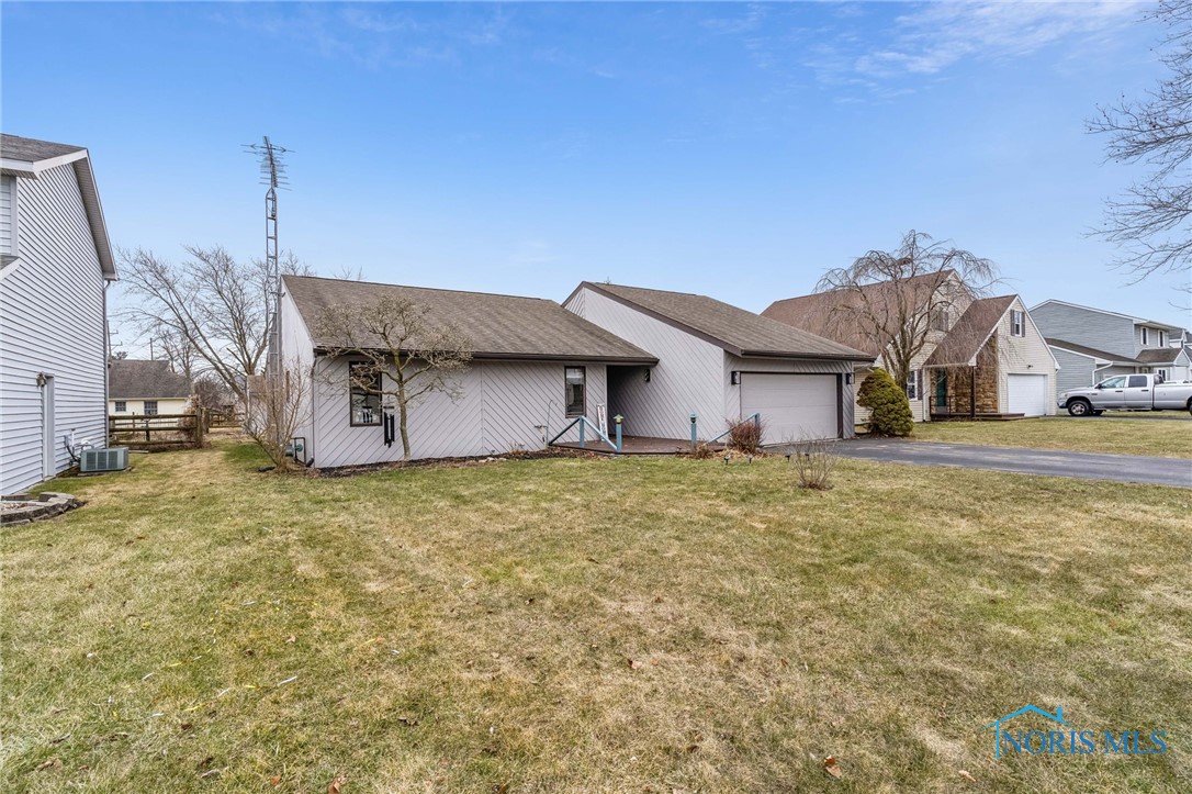 219 Waddle Street, Findlay, Ohio image 43