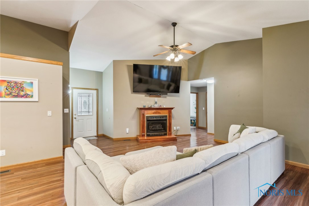 219 Waddle Street, Findlay, Ohio image 12