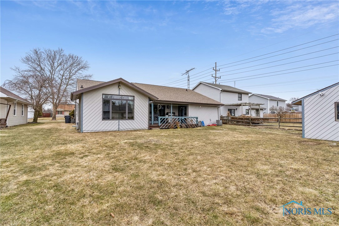 219 Waddle Street, Findlay, Ohio image 1
