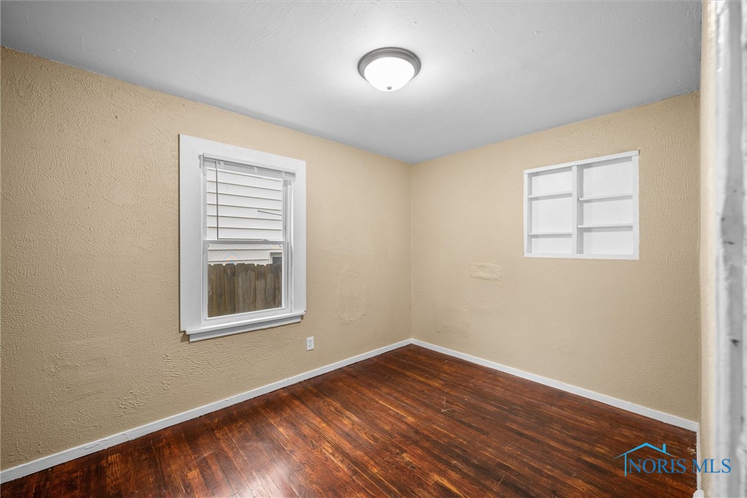 902 Coventry Avenue, Toledo, Ohio image 11