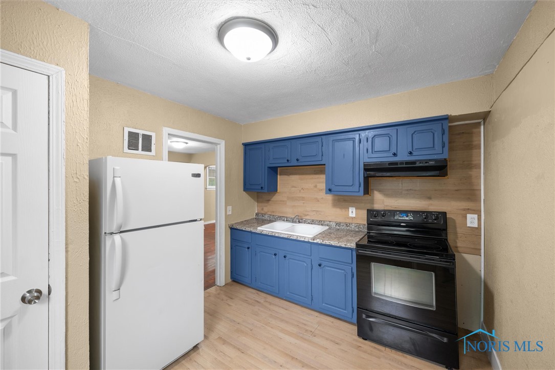 902 Coventry Avenue, Toledo, Ohio image 14