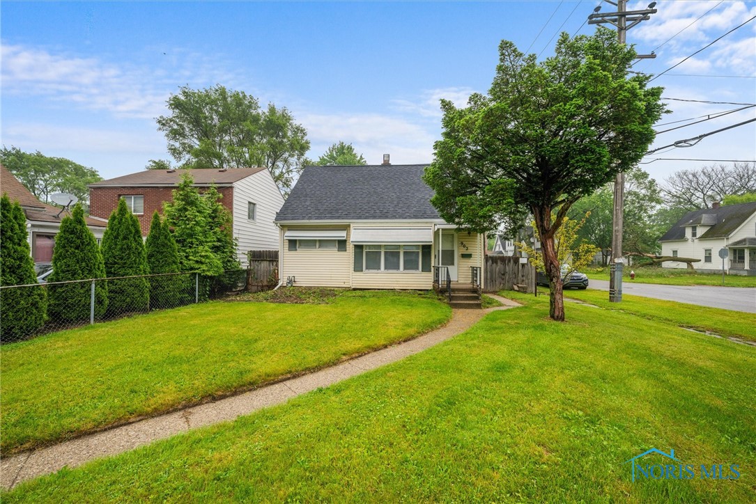 902 Coventry Avenue, Toledo, Ohio image 1