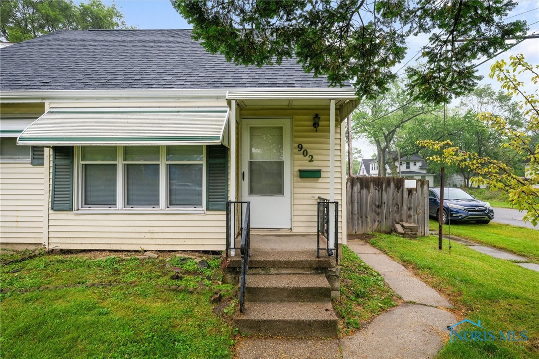 902 Coventry Avenue, Toledo, Ohio image 4
