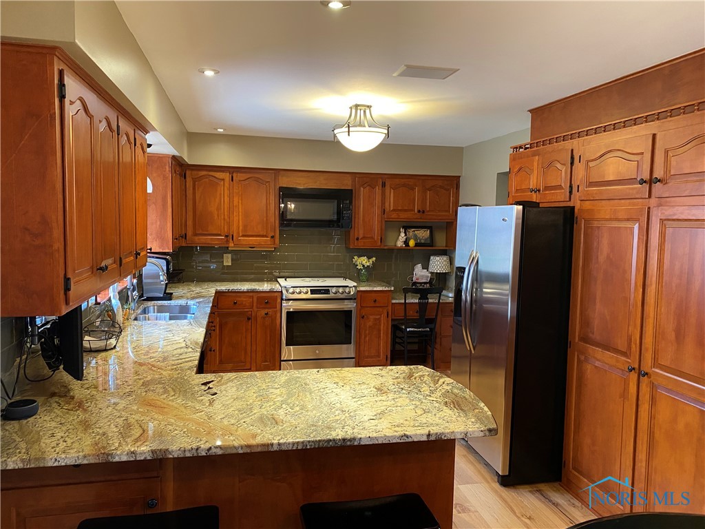 955 Greenbrier Road, Upper Sandusky, Ohio image 6