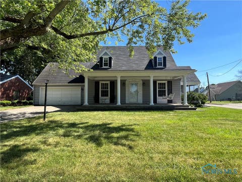 Photo for 325 W Holland Street