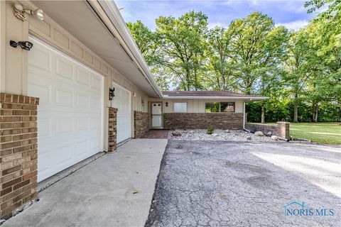 Tiny photo for 28902 Bates Road, Perrysburg, OH 43551 (MLS # 6136612)