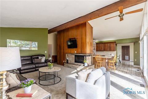 Tiny photo for 28902 Bates Road, Perrysburg, OH 43551 (MLS # 6136612)
