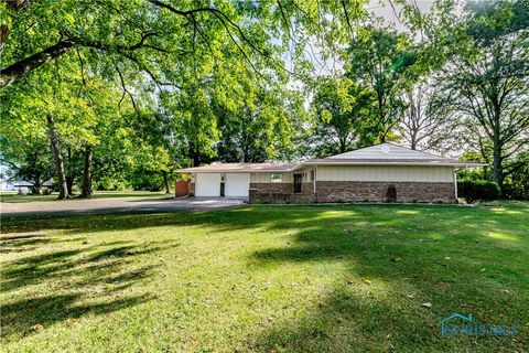 Tiny photo for 28902 Bates Road, Perrysburg, OH 43551 (MLS # 6136612)