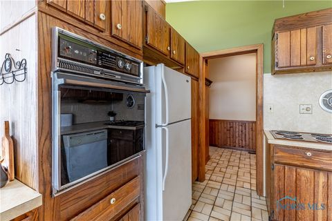 Tiny photo for 28902 Bates Road, Perrysburg, OH 43551 (MLS # 6136612)