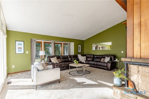 Tiny photo for 28902 Bates Road, Perrysburg, OH 43551 (MLS # 6136612)