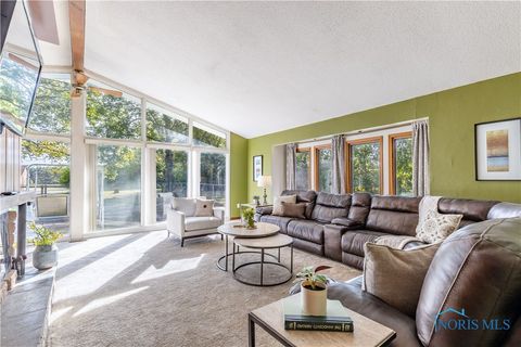 Tiny photo for 28902 Bates Road, Perrysburg, OH 43551 (MLS # 6136612)