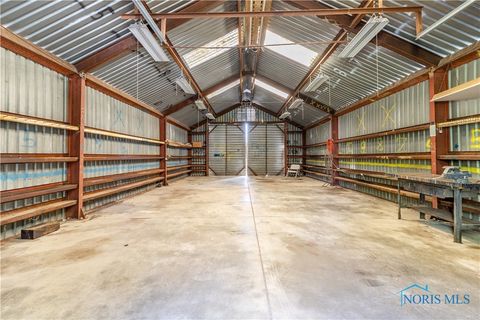 Tiny photo for 28902 Bates Road, Perrysburg, OH 43551 (MLS # 6136612)