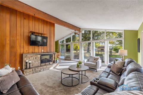 Tiny photo for 28902 Bates Road, Perrysburg, OH 43551 (MLS # 6136612)