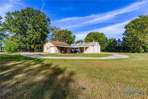 Tiny photo for 28902 Bates Road, Perrysburg, OH 43551 (MLS # 6136612)