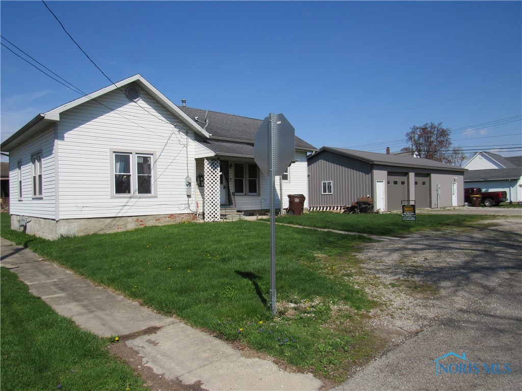 104 S Summit Street, Edon, Ohio image 2