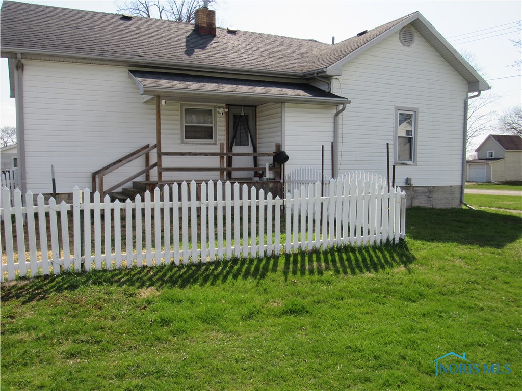 104 S Summit Street, Edon, Ohio image 5