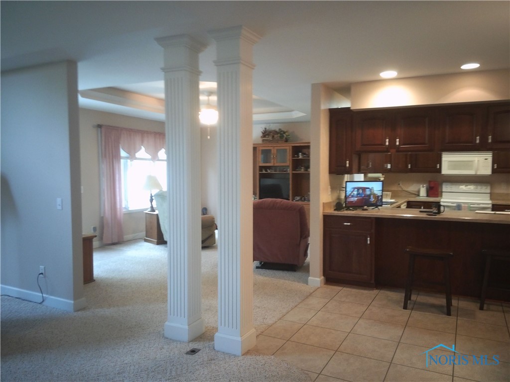 610 Chinook Drive, Defiance, Ohio image 5