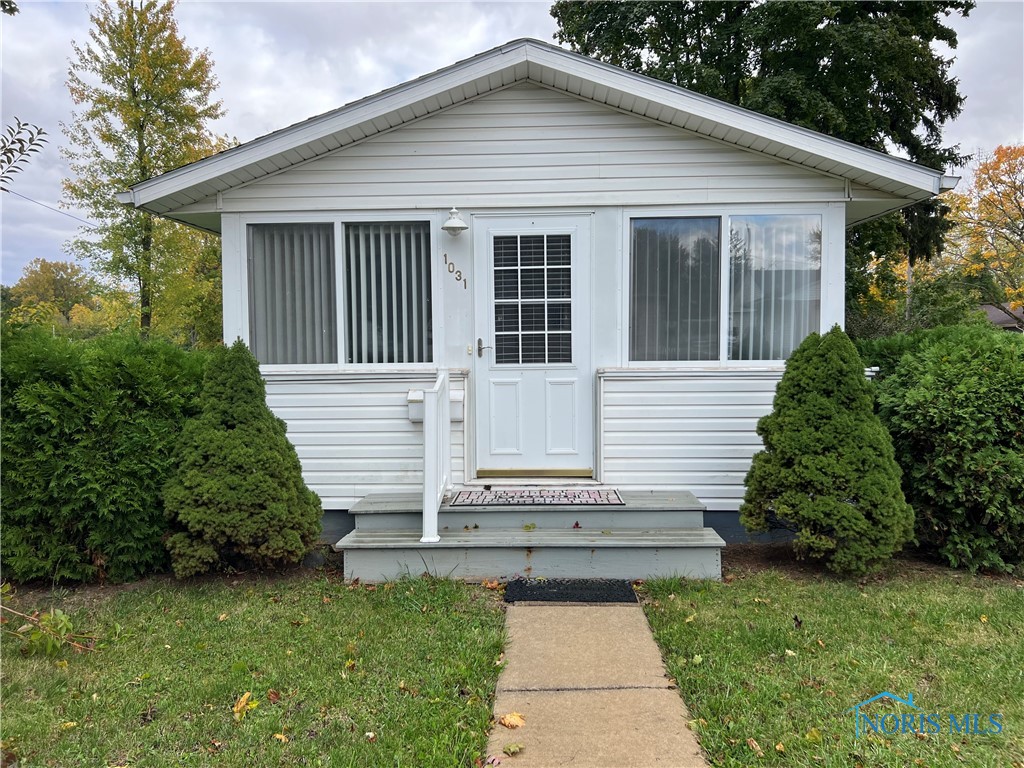 1031 Riverside Avenue, Defiance, Ohio image 1