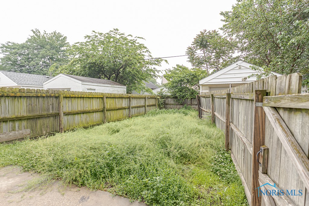 3661 Leybourn Avenue, Toledo, Ohio image 39