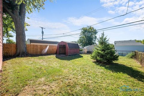 Tiny photo for 2606 102nd Street, Toledo, OH 43611 (MLS # 6136614)