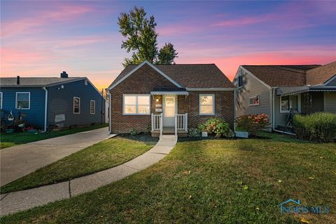 Photo of 2606 102nd Street, Toledo, OH 43611 (MLS # 6136614)