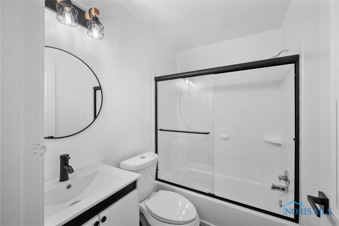 2633 Thoman Place, Toledo, Ohio image 14