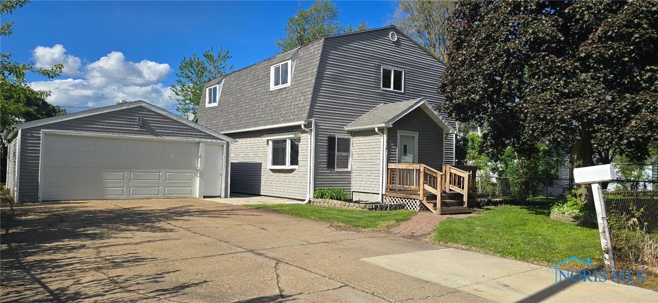 314 Venice Dr, Northwood, Ohio image 1