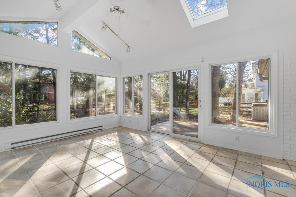 4412 Old Saybrook Drive, Toledo, Ohio image 18
