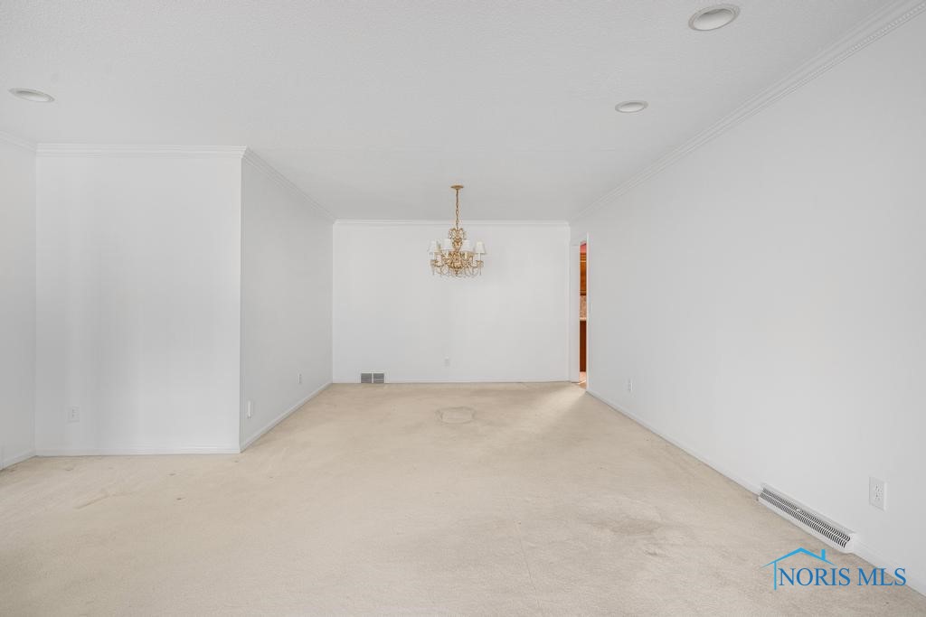 4412 Old Saybrook Drive, Toledo, Ohio image 9