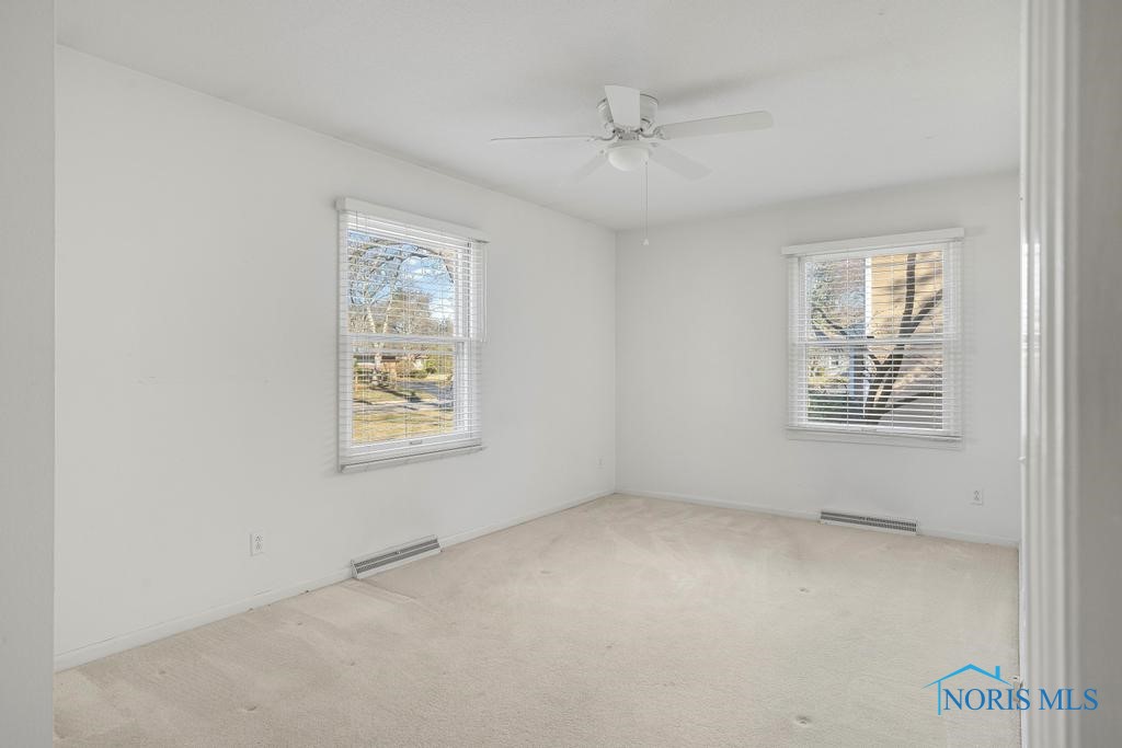 4412 Old Saybrook Drive, Toledo, Ohio image 32