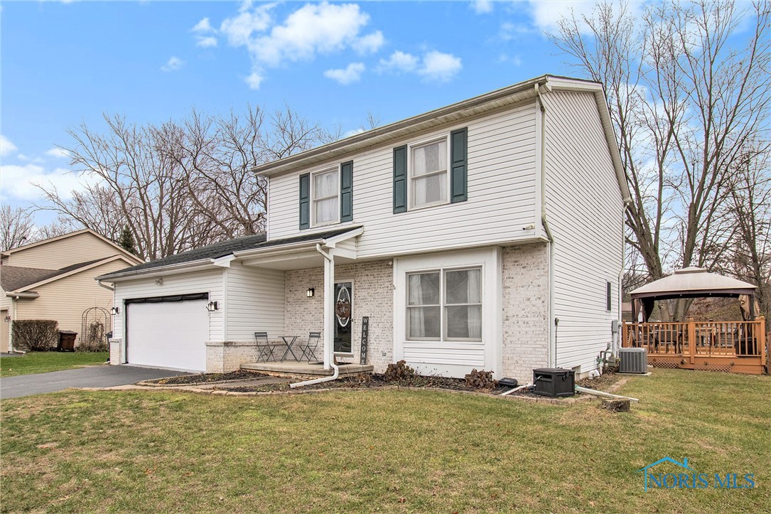 7149 Springfield Hills Drive, Holland, Ohio image 1