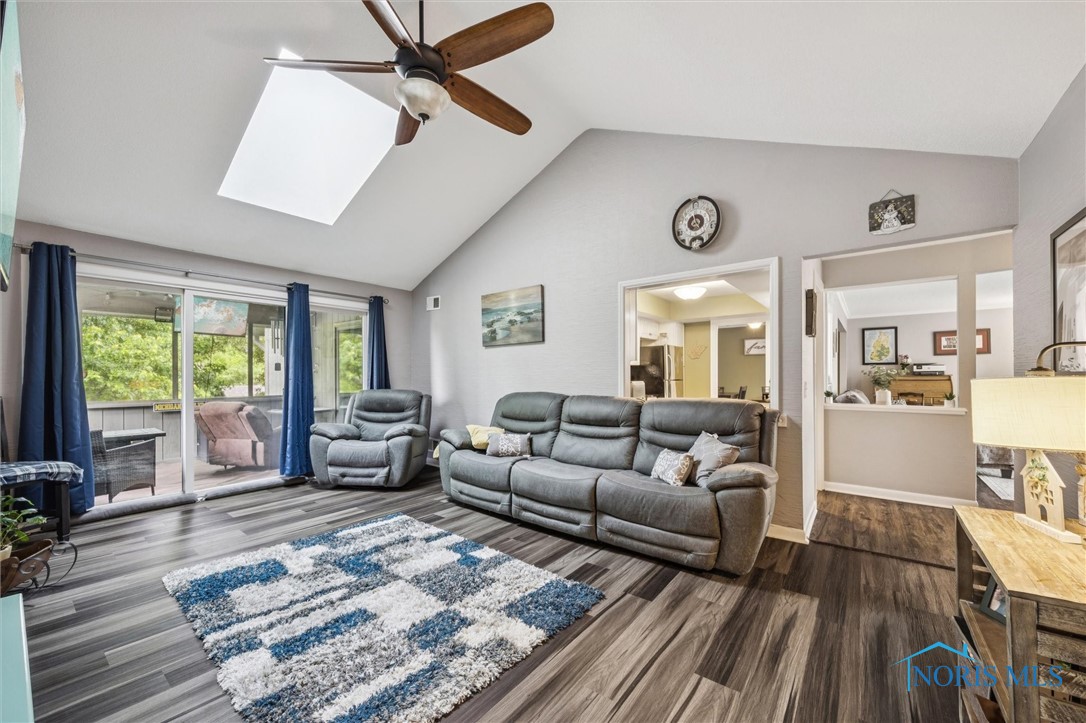 29674 E River Road, Perrysburg, Ohio image 10