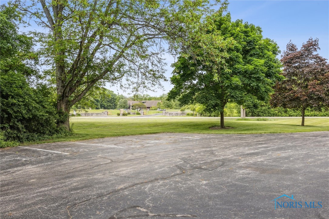 29674 E River Road, Perrysburg, Ohio image 4
