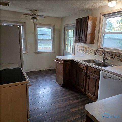 Tiny photo for 3148 Glanzman Road, Toledo, OH 43614 (MLS # 6136383)