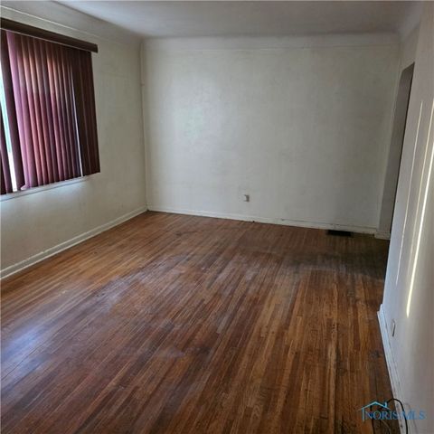 Tiny photo for 3148 Glanzman Road, Toledo, OH 43614 (MLS # 6136383)