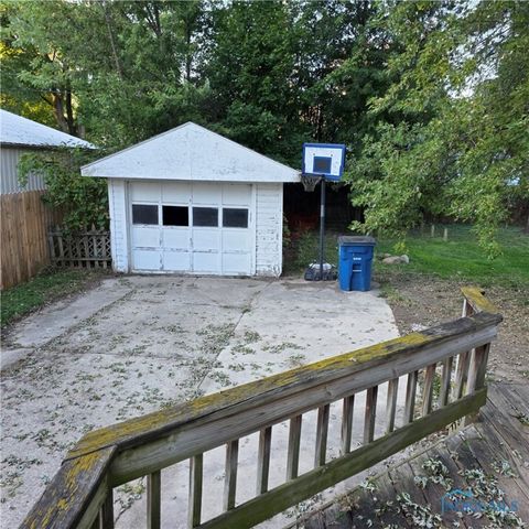 Tiny photo for 3148 Glanzman Road, Toledo, OH 43614 (MLS # 6136383)