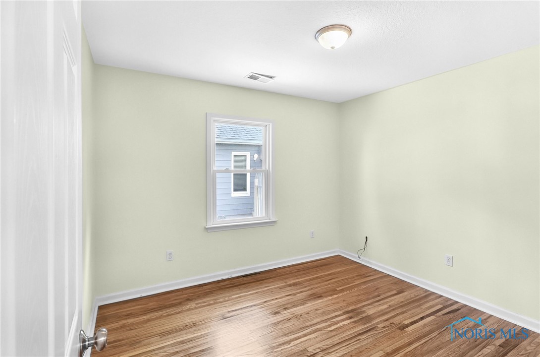 4914 Bales Road, Toledo, Ohio image 17