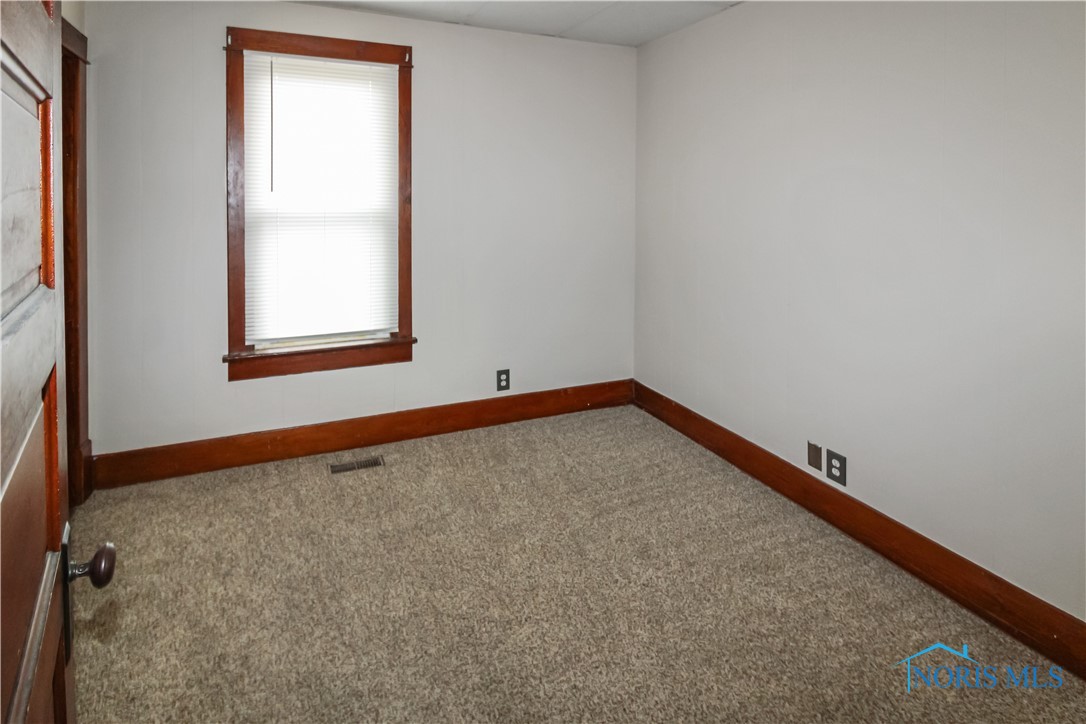 1515 E 3rd Street, Port Clinton, Ohio image 11
