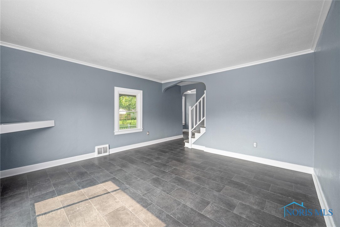 726 Spring Grove Avenue, Toledo, Ohio image 4