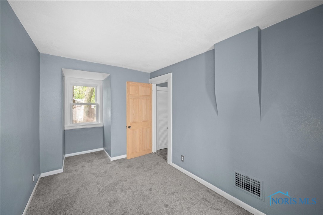 726 Spring Grove Avenue, Toledo, Ohio image 17