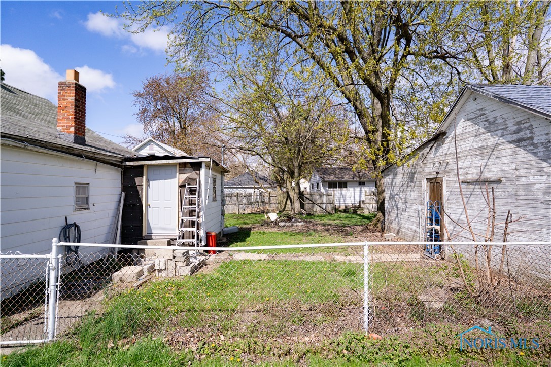 1207 Emory Street, Defiance, Ohio image 8