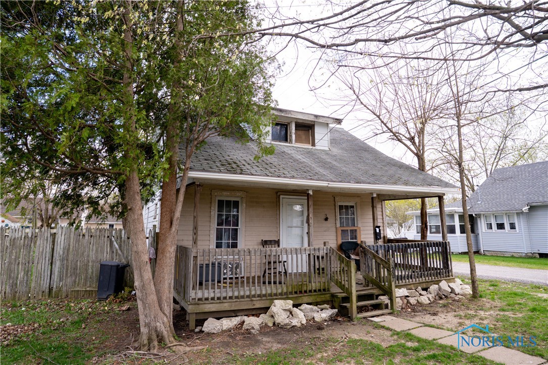 1207 Emory Street, Defiance, Ohio image 2