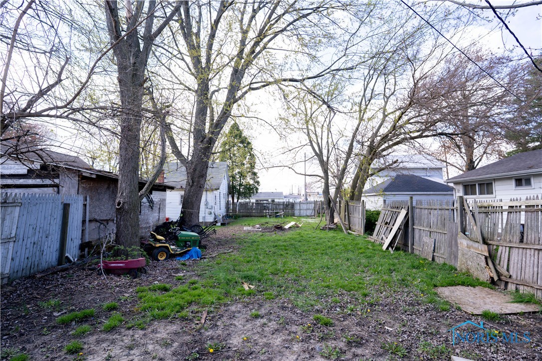 1207 Emory Street, Defiance, Ohio image 6