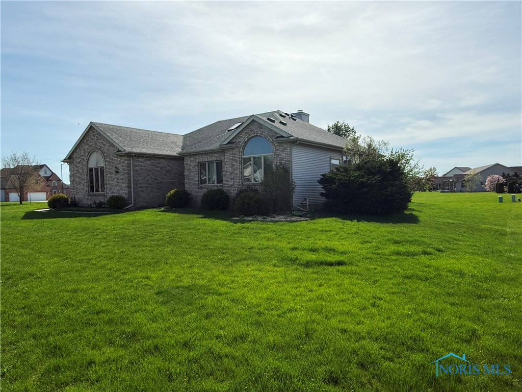 616 Pine Valley Drive, Bowling Green, Ohio image 45