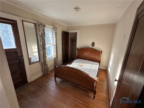Tiny photo for 4531 Walker Avenue, Toledo, OH 43612 (MLS # 6136705)