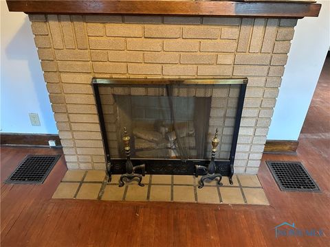 Tiny photo for 4531 Walker Avenue, Toledo, OH 43612 (MLS # 6136705)