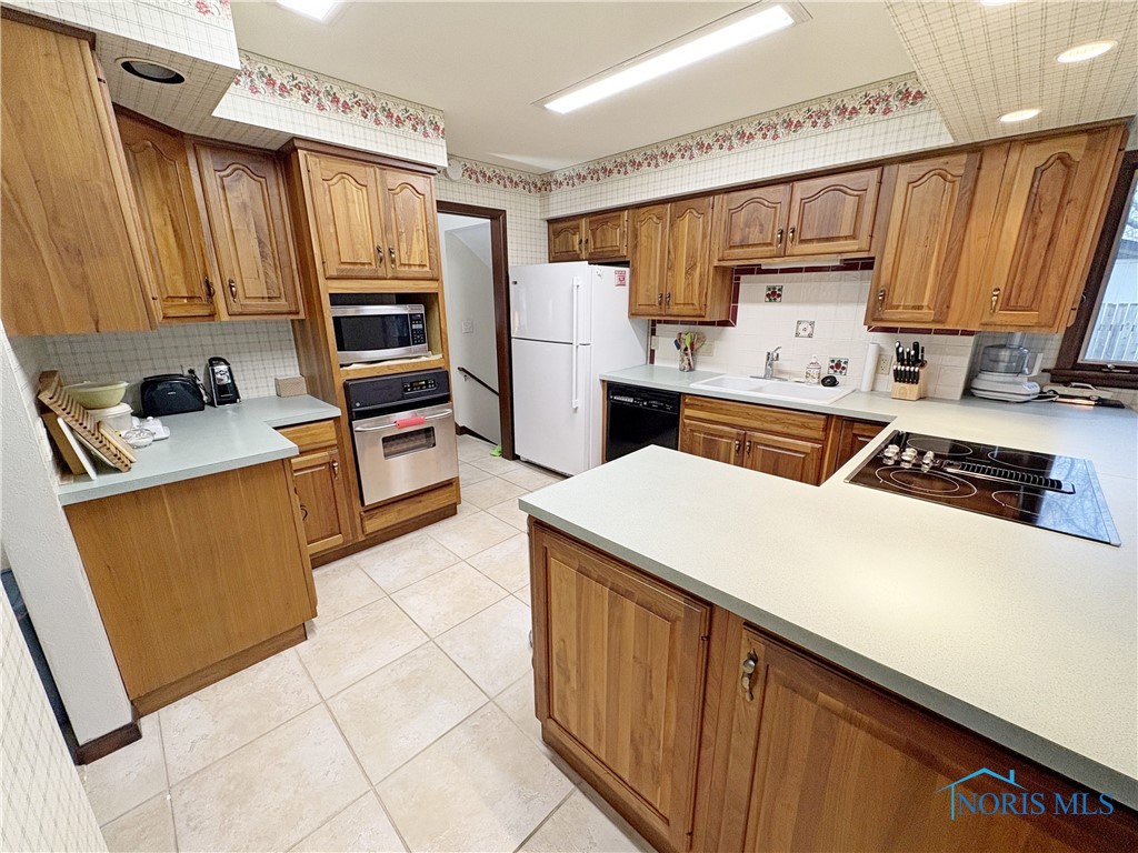 862 Ferndale Court, Bowling Green, Ohio image 14